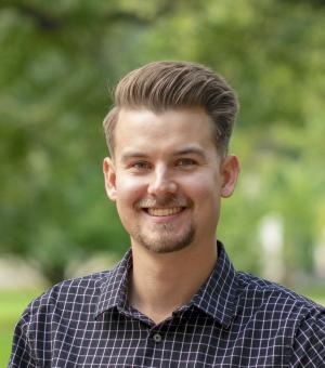 Adam Tjoelker headshot