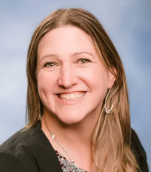 Carrie Freed headshot