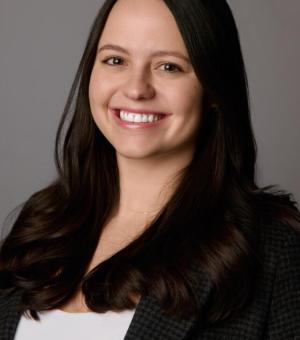 Emily Williams headshot